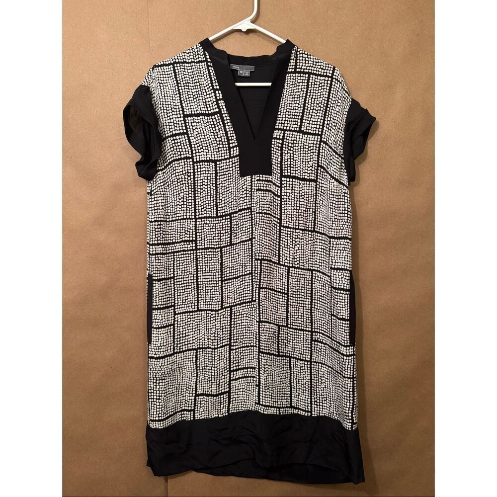 Vince Silk Black and White Patterned Shift Dress